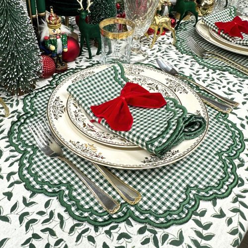 9 Green Gingham Placemat 81966c66 28b6 4cbd acce 30cc913a3c26