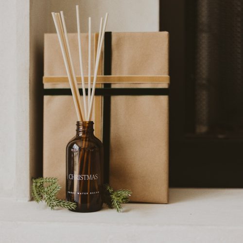 R125A CHRISTMAS AMBER REED DIFFUSER HOLIDAY INFINITY HOMES SWEET WATER DECOR 1 5 607764