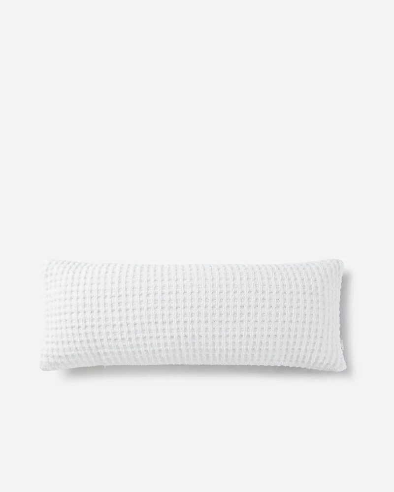 Snug Waffle Lumbar Pillow Clear White01