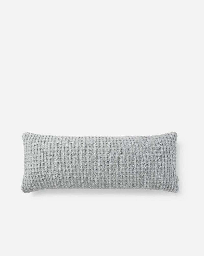 Snug Waffle Lumbar Pillow Cloud Gray01