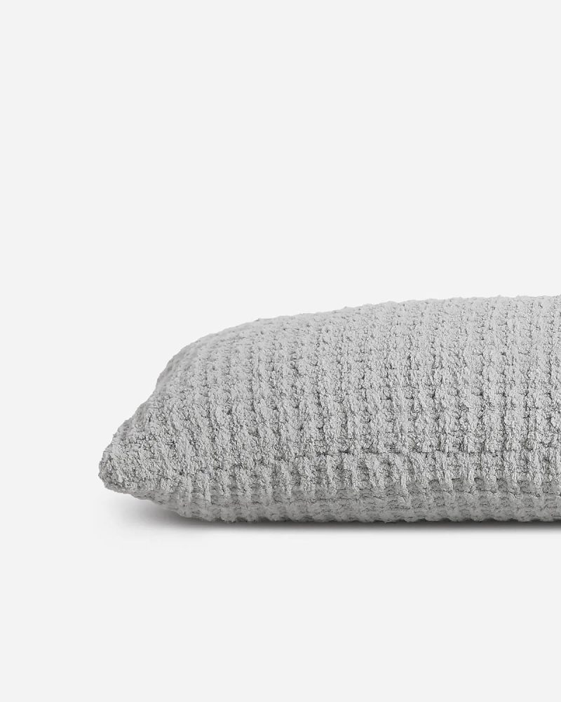 Snug Waffle Lumbar Pillow Cloud Gray02