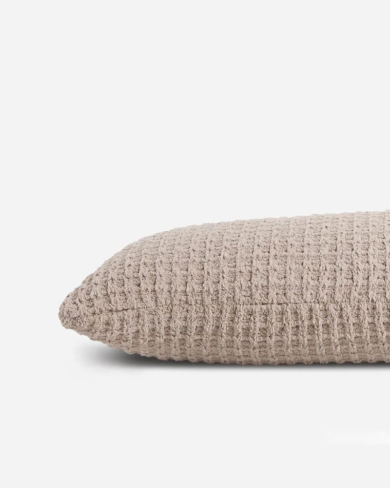 Snug Waffle Lumbar Pillow Taupe02