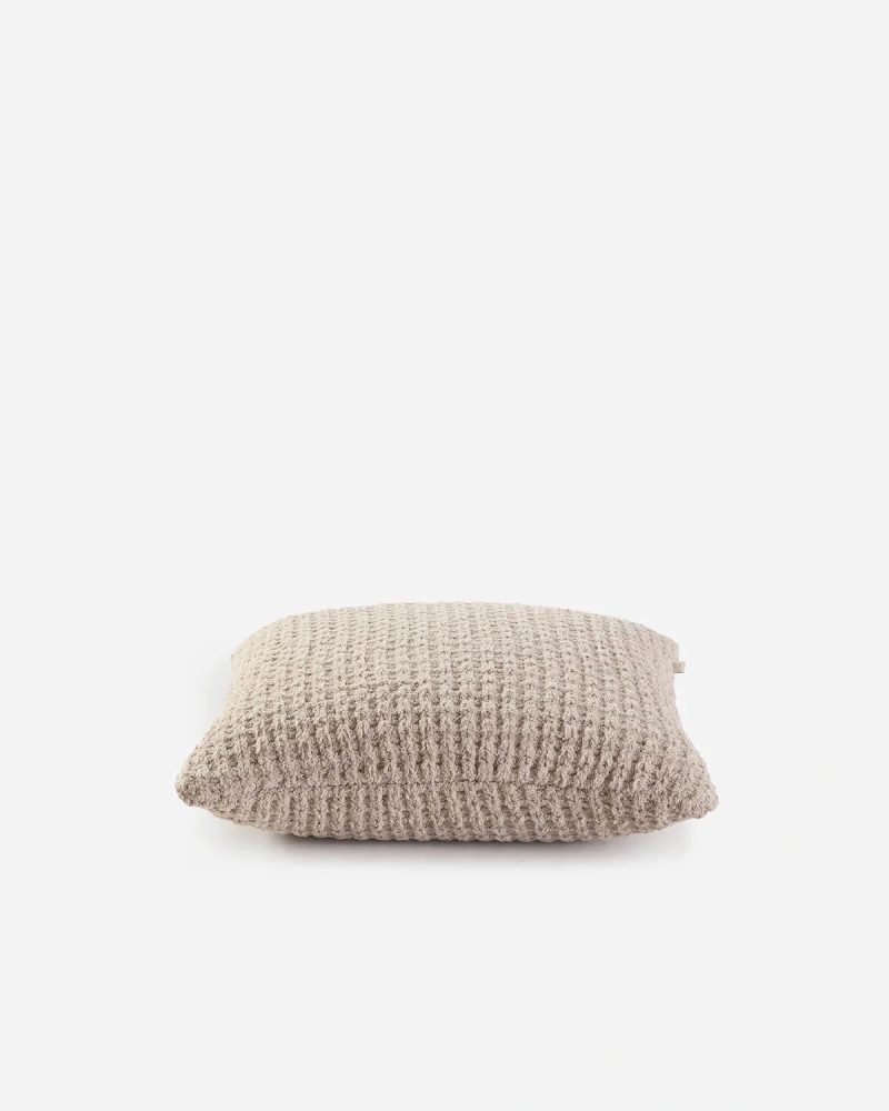 Snug waffle throw pillow taupe03