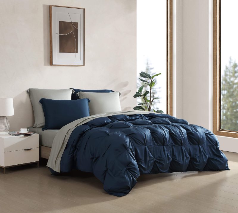 Sunday Citizen Premium Bamboo Bubble Comforter MIdnight 1 0e19e557 bc1c 47ea b084 184909c32a50