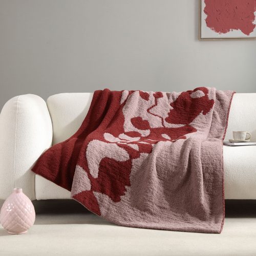 Sunday Citizen Snug Faces II Throw Pomegranate Rose 1