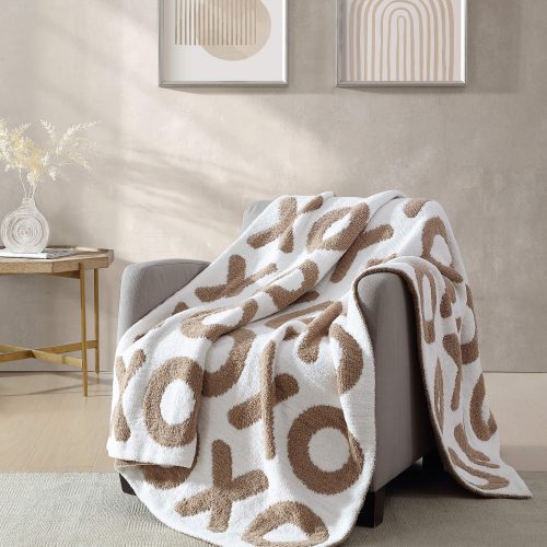 Sunday Citizen XOXO Throw Biscotti