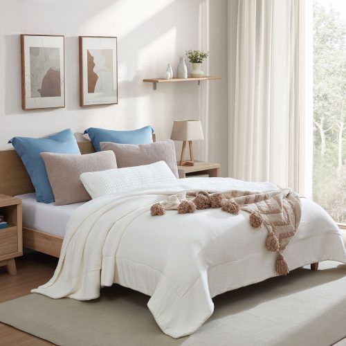 Sunday Citizen Pebble Coverlet Off white 0e0b29ac dd46 4ce7 93a9 c53fc9618128