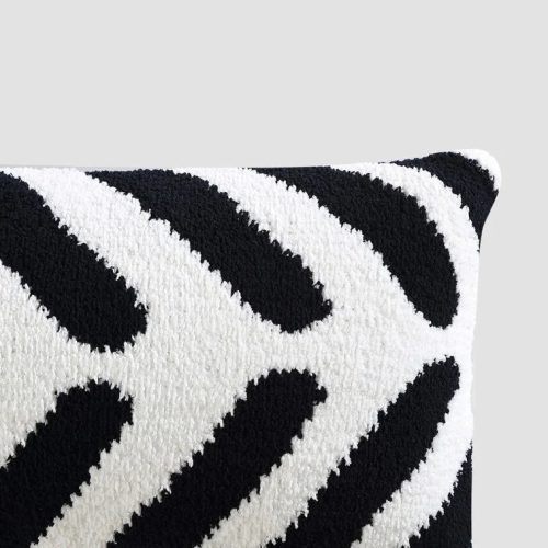 Tulum Lumbar Pillow Black 2