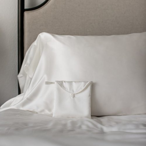 YALA SILK CHARMEUSE PILLOWCASE IN A SILK ENVELOPE NATURAL WHITE