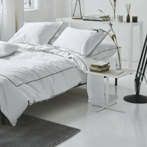 astorfilatonoirduvet b65986d0 ab2b 4b78 83da 2b1bfba13ea8