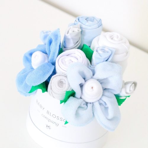 blue hatbox bouquet petite 319962