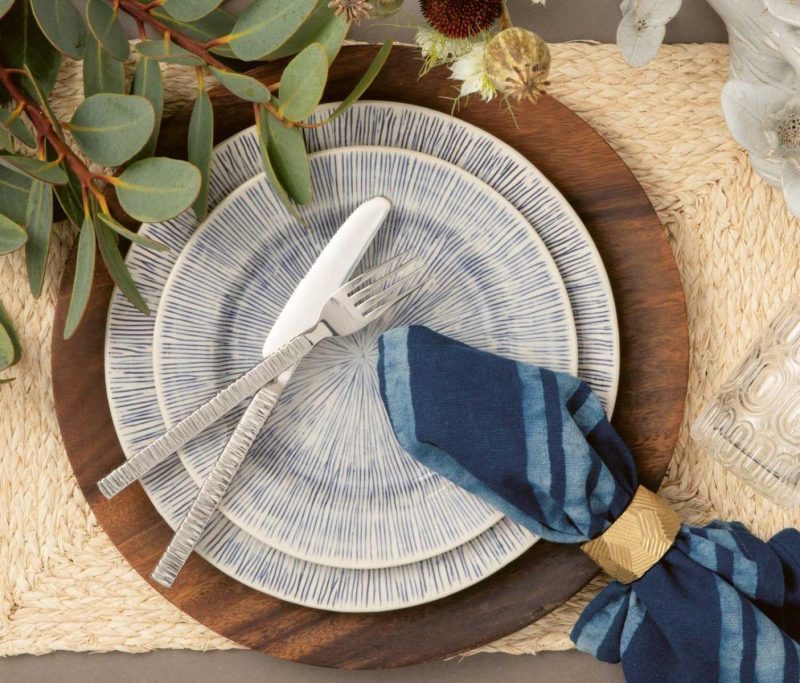 blue pheasant nolan navycream dinnerware 1