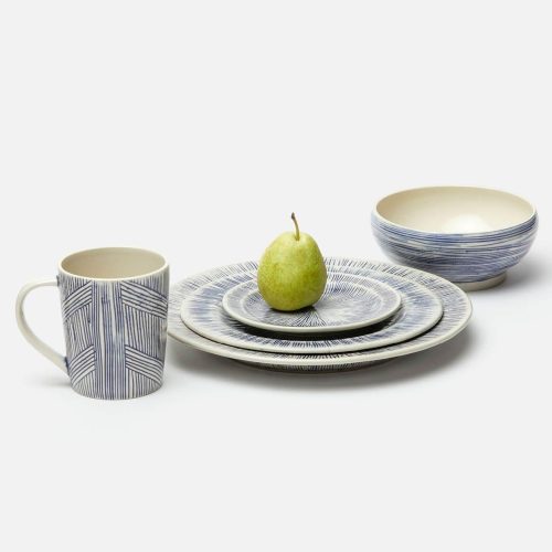 blue pheasant nolan navycream dinnerware 3