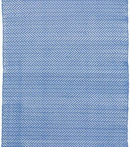 dash and albert herringbone french bluewhite indooroutdoor rug 2