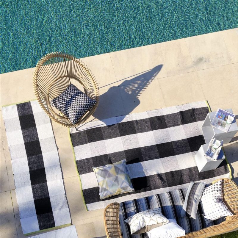 designers guild outdoor saliya noir rug 1