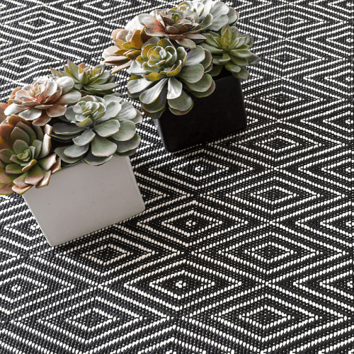 Dash & Albert Diamond Black/Ivory Indoor/Outdoor Rug