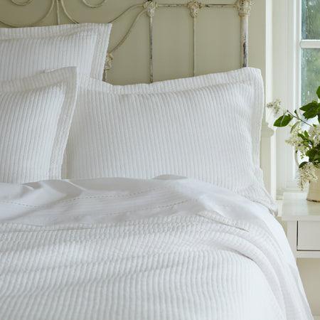 Taylor Linens Hudson White Matelasse Quilt