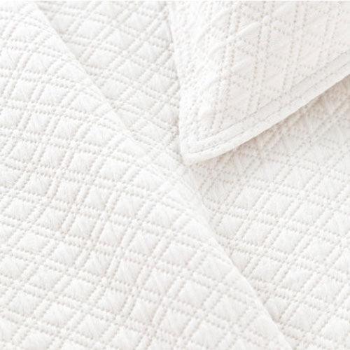 Pine Cone Hill Diamond White Matelasse Coverlet